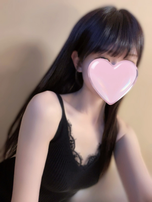 綾瀬れな