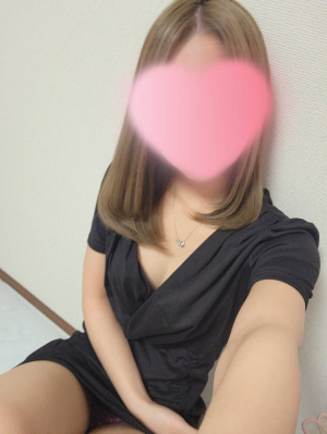 綾瀬しおり